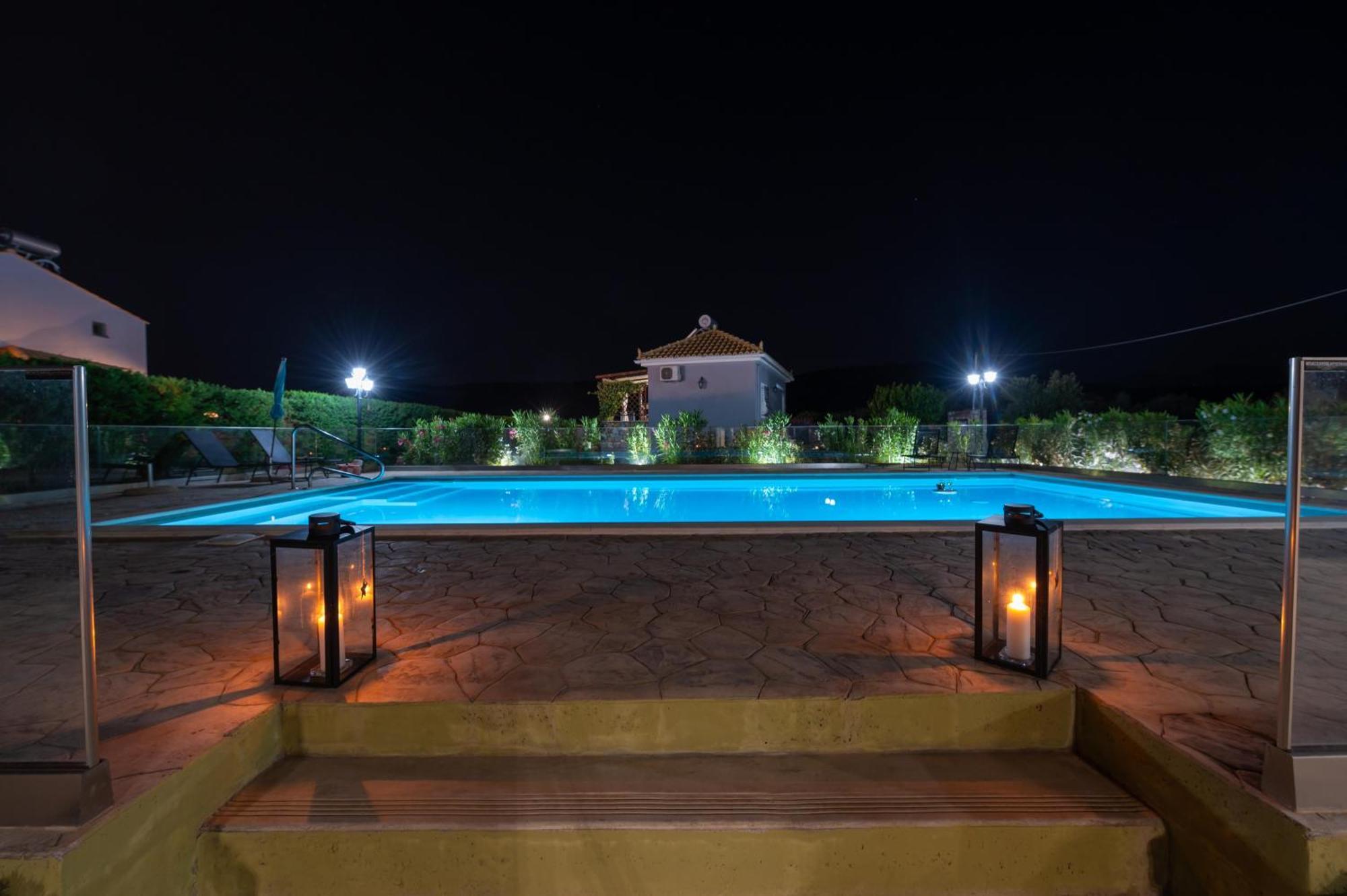 Spedion Villa - Near To Sea Villas With Heated Swimming Pool Gytheio Exteriör bild