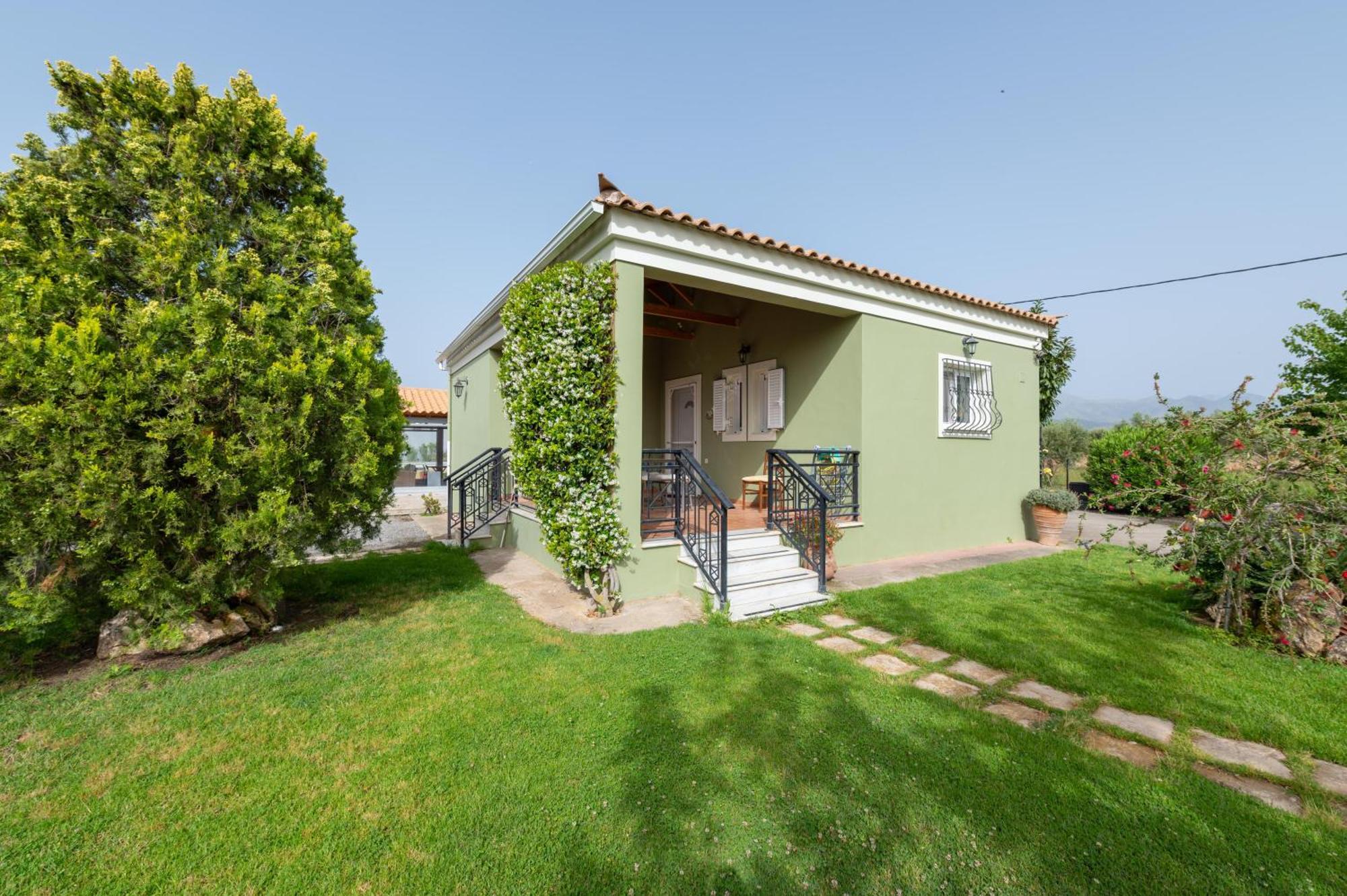 Spedion Villa - Near To Sea Villas With Heated Swimming Pool Gytheio Exteriör bild