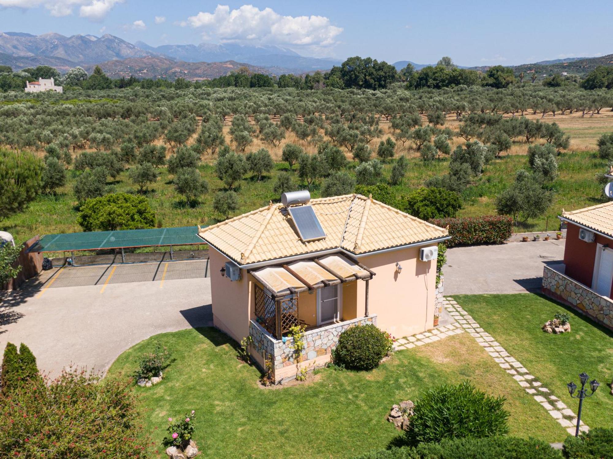 Spedion Villa - Near To Sea Villas With Heated Swimming Pool Gytheio Exteriör bild