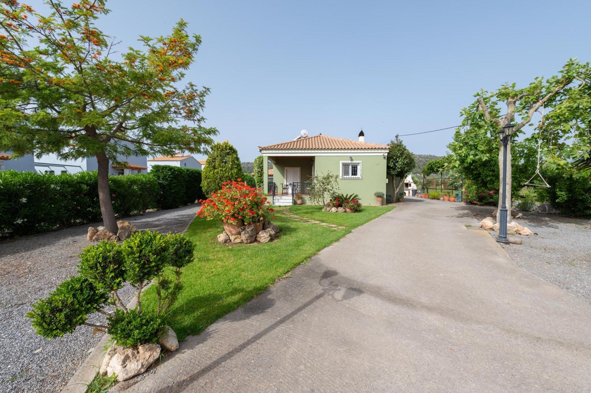 Spedion Villa - Near To Sea Villas With Heated Swimming Pool Gytheio Exteriör bild
