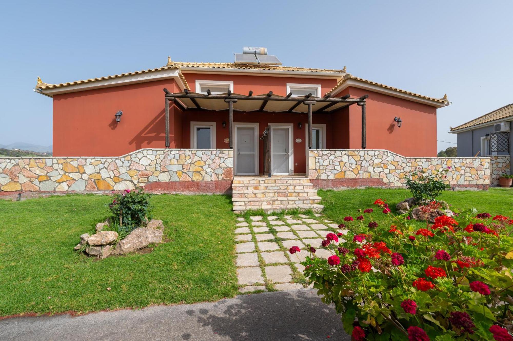 Spedion Villa - Near To Sea Villas With Heated Swimming Pool Gytheio Exteriör bild